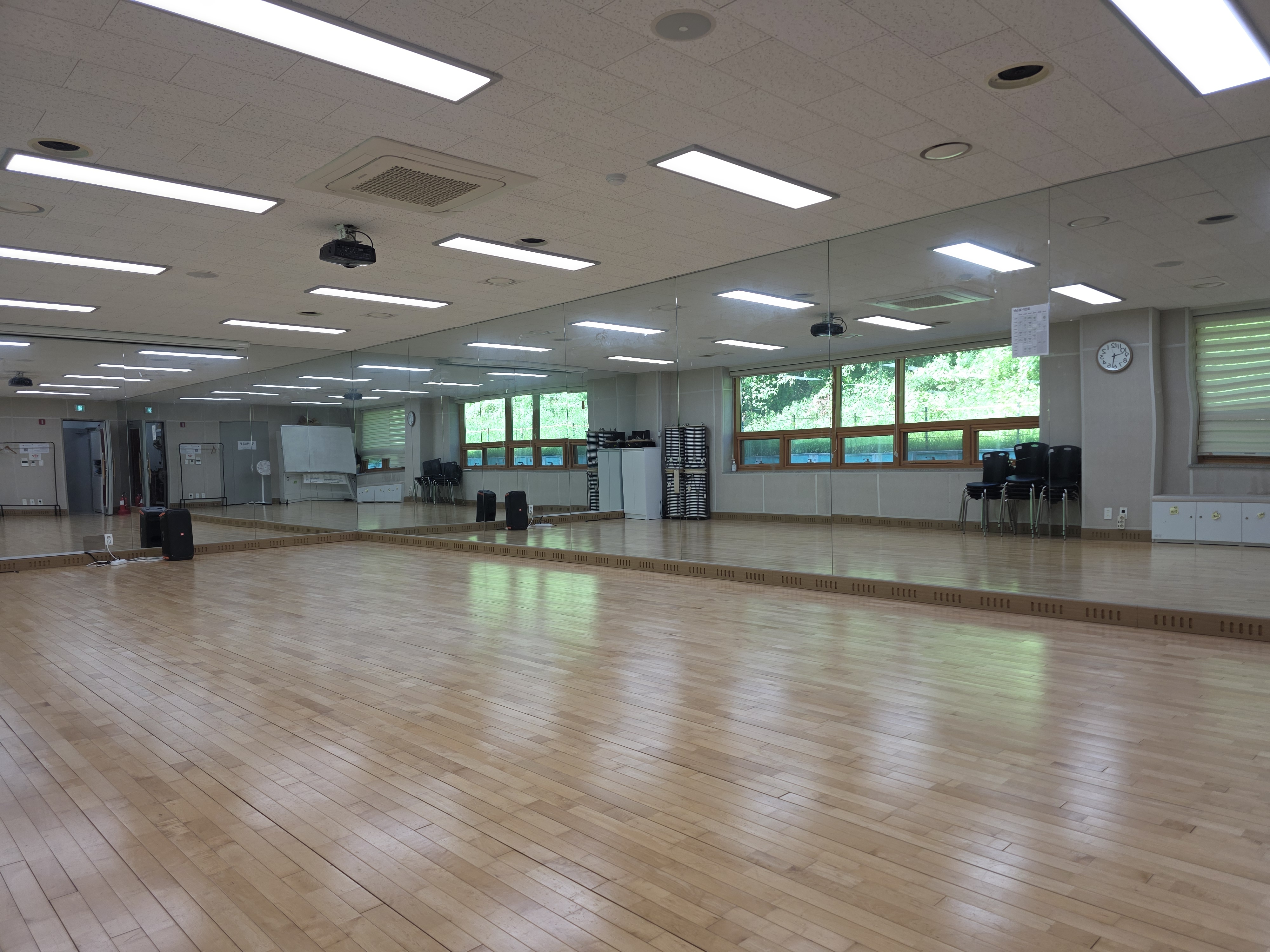 움직이는방(댄스실) 사진